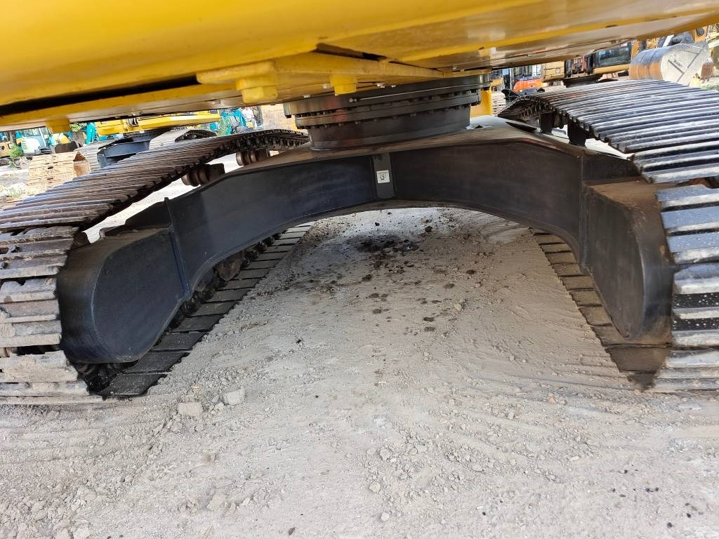 Komatsu PC 220 - Bager guseničar: slika 3 Komatsu PC 220 - Bager guseničar: slika 3