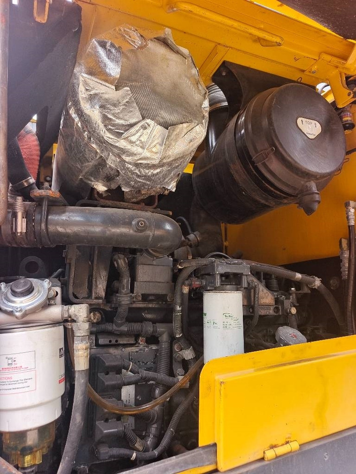 Komatsu WA 380 - Bager točkaš: slika 5 Komatsu WA 380 - Bager točkaš: slika 5