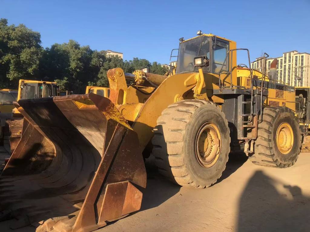 Komatsu WA 600-3 - Utovarivač točkaš: slika 2 Komatsu WA 600-3 - Utovarivač točkaš: slika 2