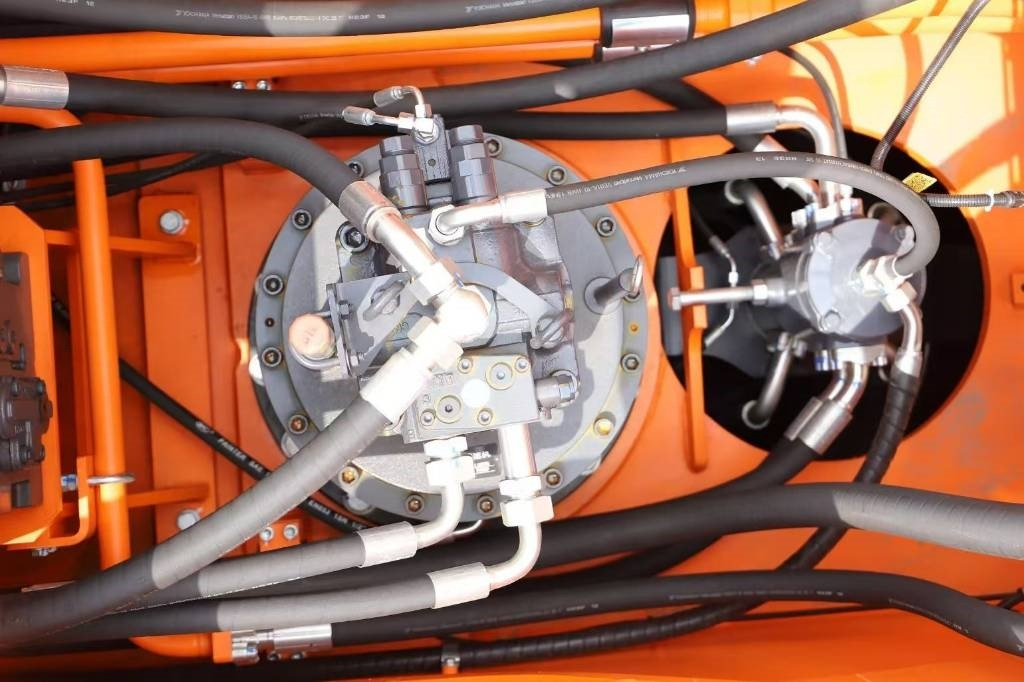 Lonking LG 6245 F G4 100% brand new machine - Bager guseničar: slika 5 Lonking LG 6245 F G4 100% brand new machine - Bager guseničar: slika 5