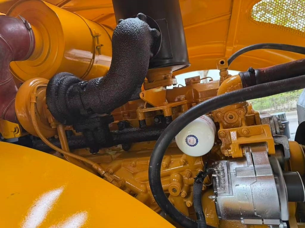 Kompaktor XCMG XS 223 J: slika 10