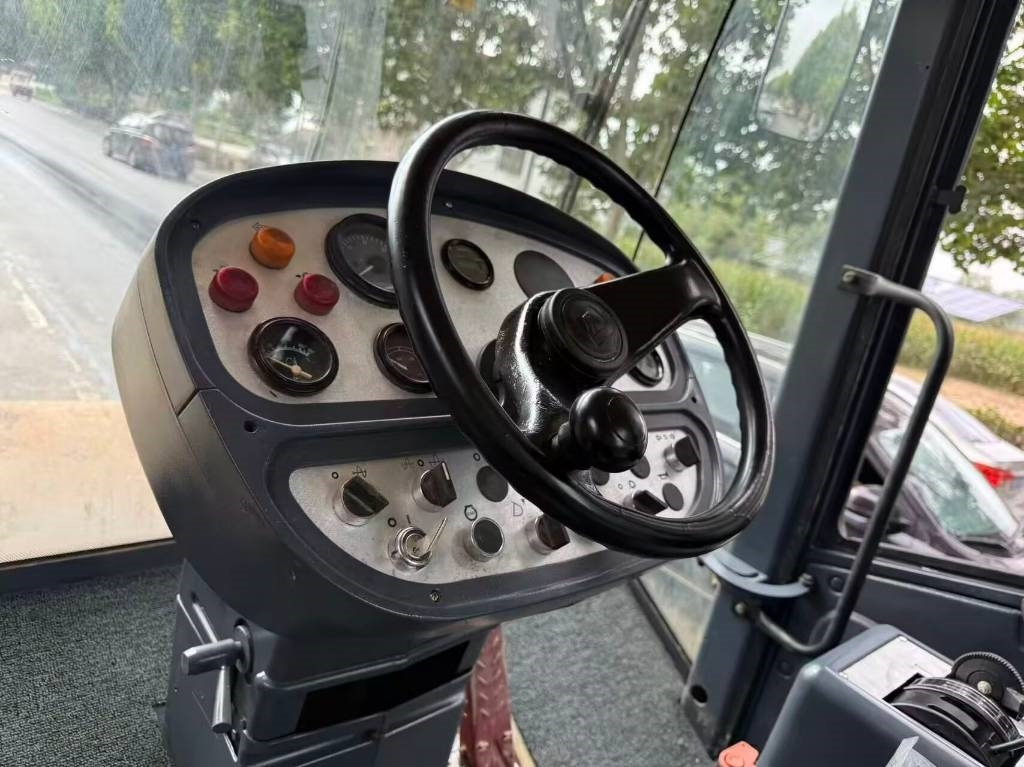 Kompaktor XCMG XS 223 J: slika 12