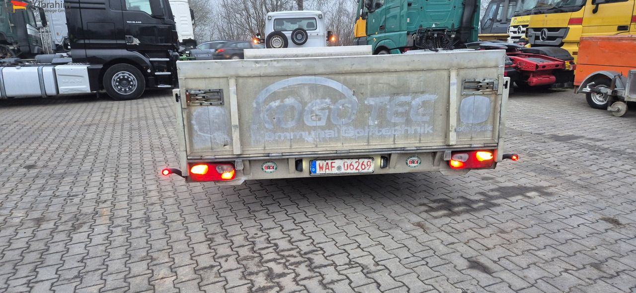 BAOS Plateauanhänger Anhänger Tandem, Baumaschinen und Fahrzeuge - Plato prikolica: slika 4 BAOS Plateauanhänger Anhänger Tandem, Baumaschinen und Fahrzeuge - Plato prikolica: slika 4