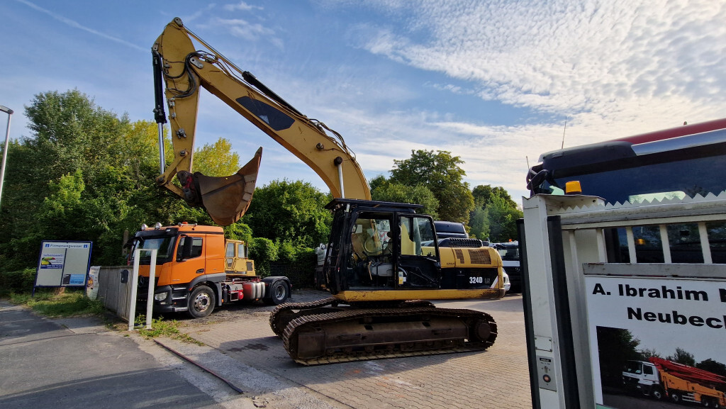 CAT 324 D Zustand gut, deutsche Maschine 8016h original - Bager guseničar: slika 1 CAT 324 D Zustand gut, deutsche Maschine 8016h original - Bager guseničar: slika 1