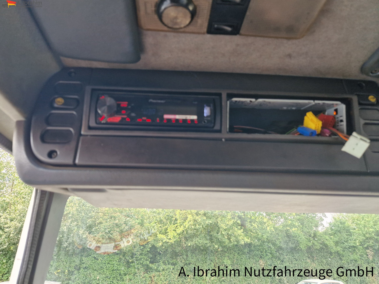 Daf CF 290 Wassertank 13500 L, Tank verzinkt Vorlauf- Lift- Lenkachse - Kamion cisterna: slika 3 Daf CF 290 Wassertank 13500 L, Tank verzinkt Vorlauf- Lift- Lenkachse - Kamion cisterna: slika 3