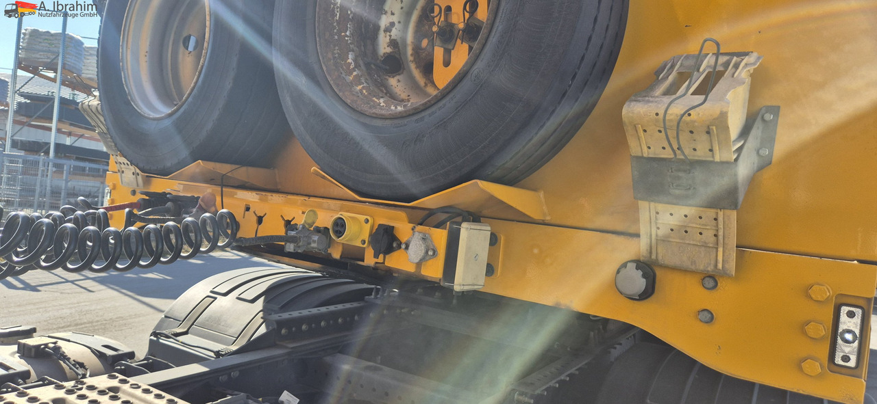 Faymonville 3-A ausziehbar bis 18,90 m zwangsgelenkt - Niska poluprikolica za prevoz: slika 3 Faymonville 3-A ausziehbar bis 18,90 m zwangsgelenkt - Niska poluprikolica za prevoz: slika 3