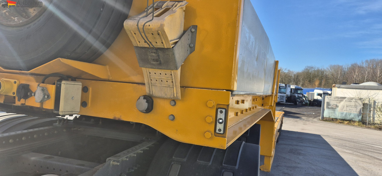 Faymonville 3-A ausziehbar bis 18,90 m zwangsgelenkt - Niska poluprikolica za prevoz: slika 4 Faymonville 3-A ausziehbar bis 18,90 m zwangsgelenkt - Niska poluprikolica za prevoz: slika 4