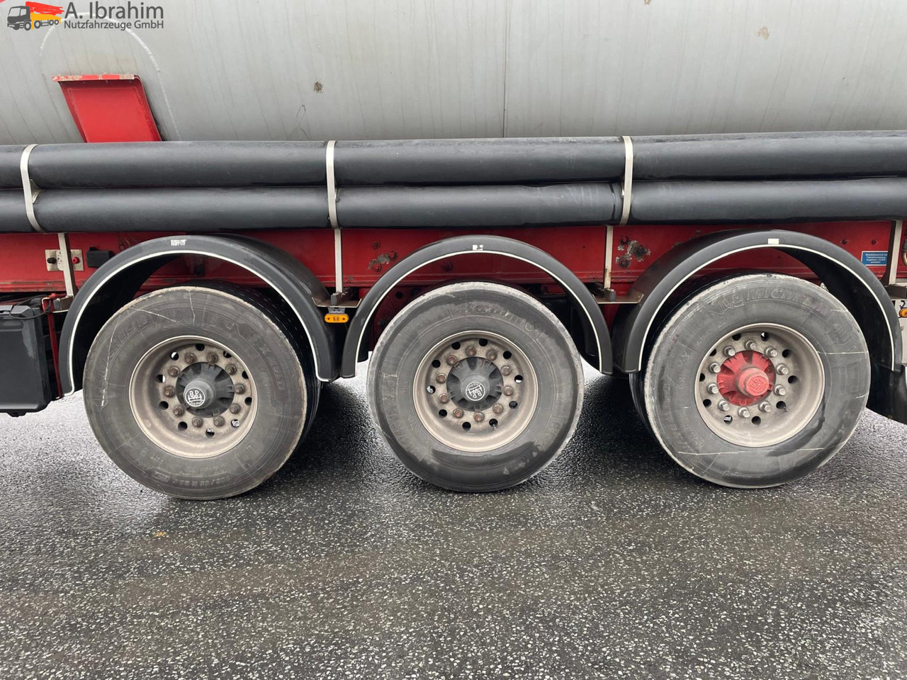Feldbinder KIP 57.3 Kippsilo 57 m³ | Trommelbremse | 1 Kammer | 24V Bordhydraulik - Silo cisterna: slika 5 Feldbinder KIP 57.3 Kippsilo 57 m³ | Trommelbremse | 1 Kammer | 24V Bordhydraulik - Silo cisterna: slika 5