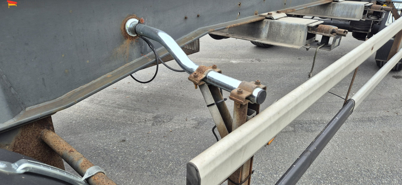 Hueffermann HSA 1870 mit Schlitten Zustand normal - Abrol/ Autopodizač prikolica: slika 4 Hueffermann HSA 1870 mit Schlitten Zustand normal - Abrol/ Autopodizač prikolica: slika 4