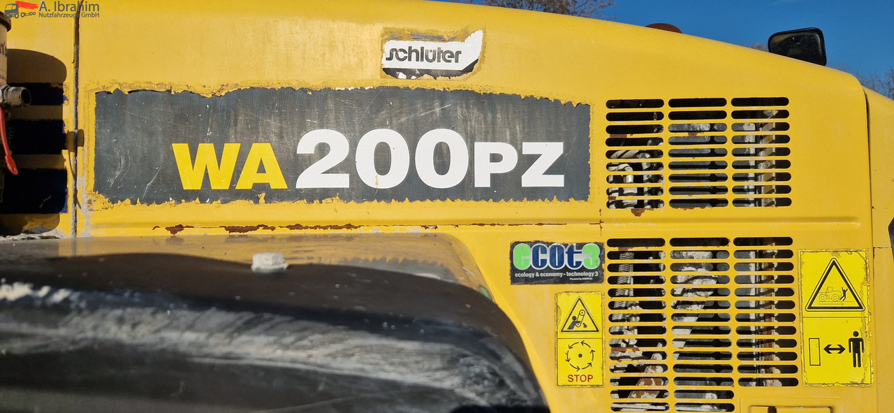 Komatsu WA 200 technisch ok. technische Wartung beim Komatsu Service - Utovarivač točkaš: slika 5 Komatsu WA 200 technisch ok. technische Wartung beim Komatsu Service - Utovarivač točkaš: slika 5