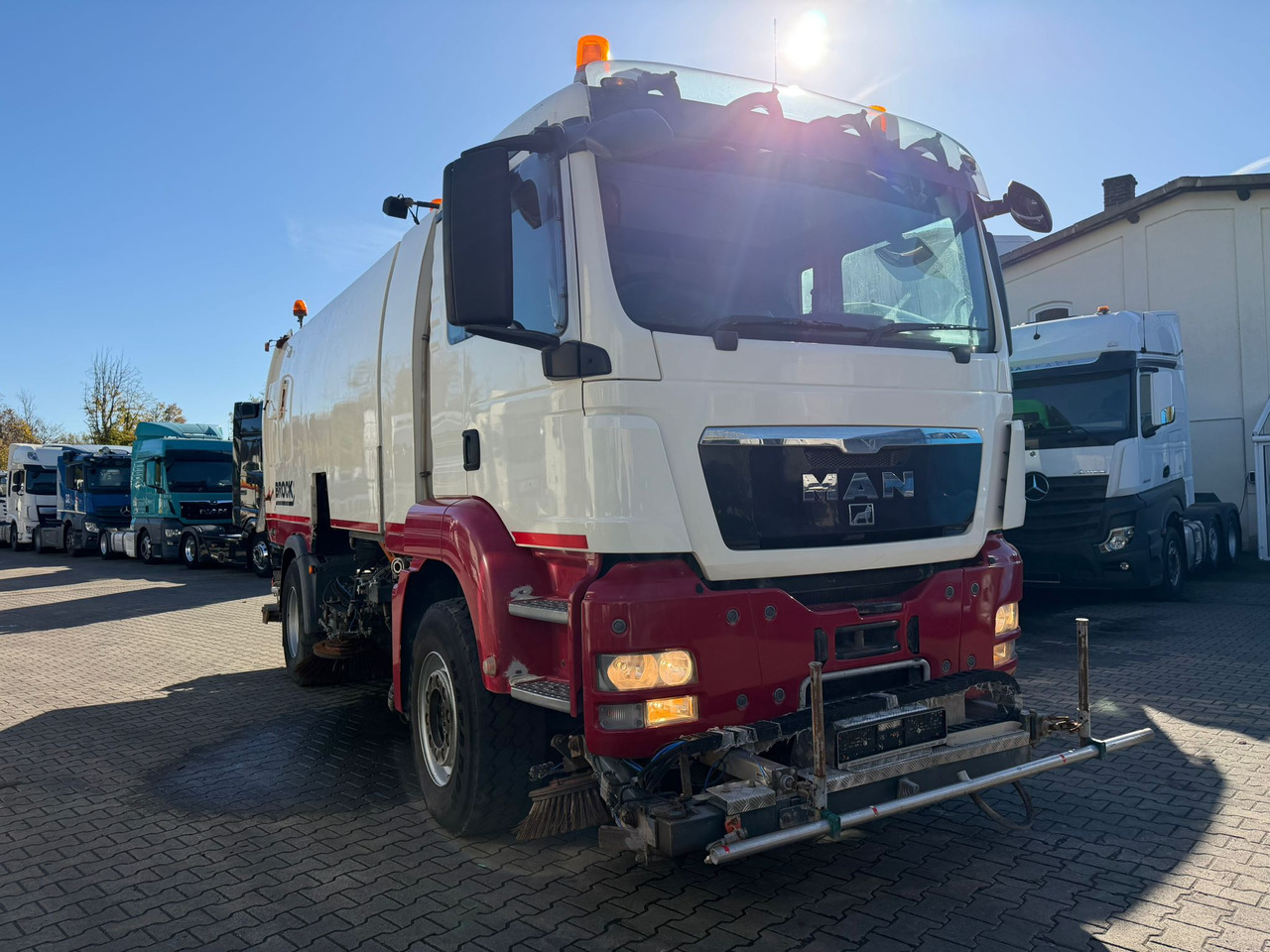 MAN TGS 18.440 Brock SL 280 2 Jumbo S 2 Seiten + HD | 12053 St. - Autočistilica: slika 1 MAN TGS 18.440 Brock SL 280 2 Jumbo S 2 Seiten + HD | 12053 St. - Autočistilica: slika 1