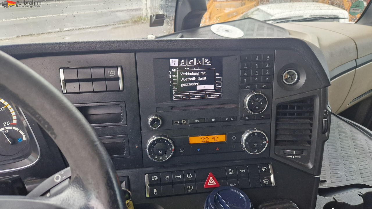 Mercedes-Benz 1845 Retarder Klima, Kühlschrank Edscha, Retarder, LBW, Zustand gut - Kamion sa ceradom: slika 2 Mercedes-Benz 1845 Retarder Klima, Kühlschrank Edscha, Retarder, LBW, Zustand gut - Kamion sa ceradom: slika 2