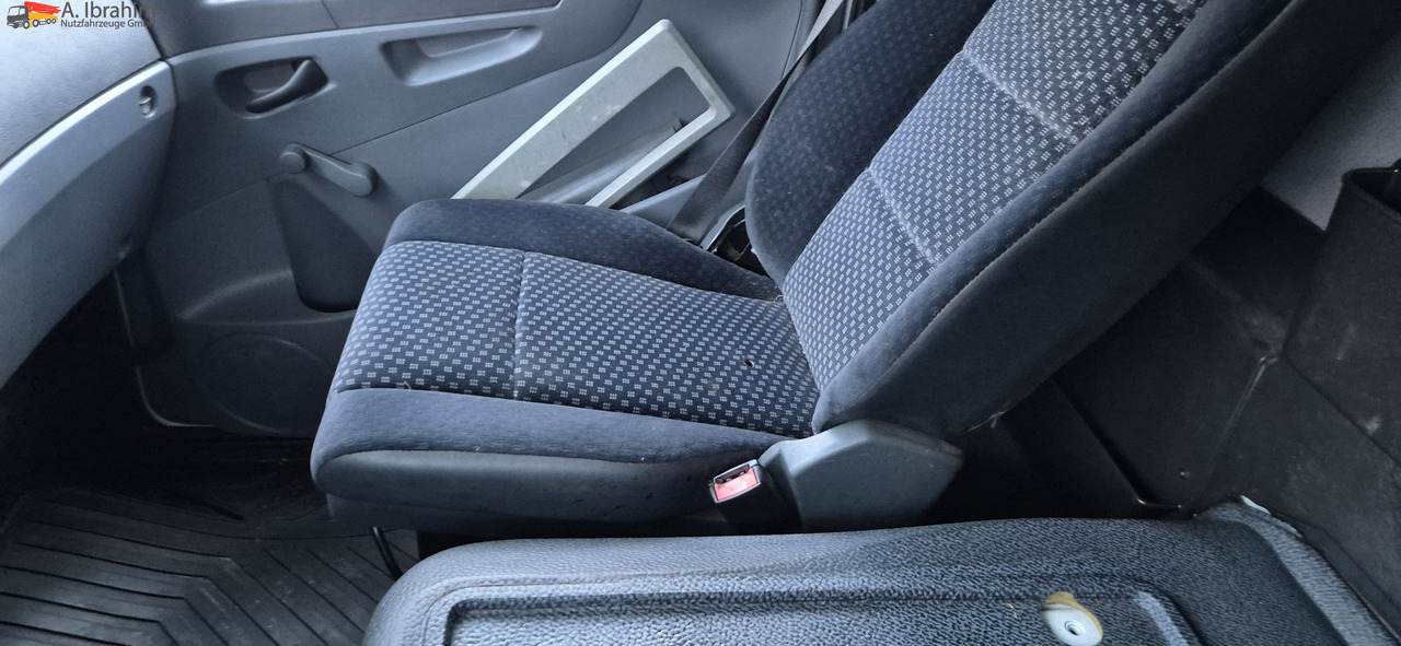 Mercedes-Benz 818L LBW, Luftfederung - Dostavno vozilo sa zatvorenim sandukom: slika 4 Mercedes-Benz 818L LBW, Luftfederung - Dostavno vozilo sa zatvorenim sandukom: slika 4