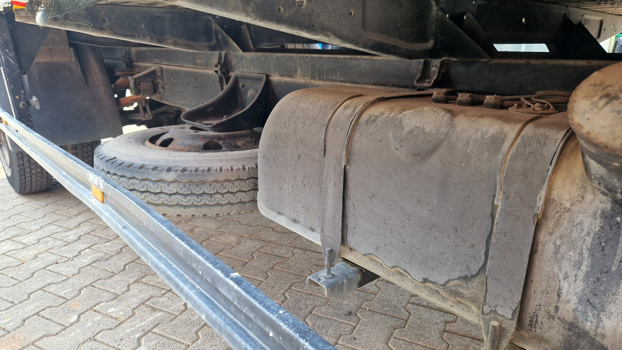 Mercedes-Benz DB 813 Pritsche Kran H- Kennzeichen,Oldtimer ein Stück Geschichte - Dostavno vozilo s ravnom platformom: slika 4 Mercedes-Benz DB 813 Pritsche Kran H- Kennzeichen,Oldtimer ein Stück Geschichte - Dostavno vozilo s ravnom platformom: slika 4