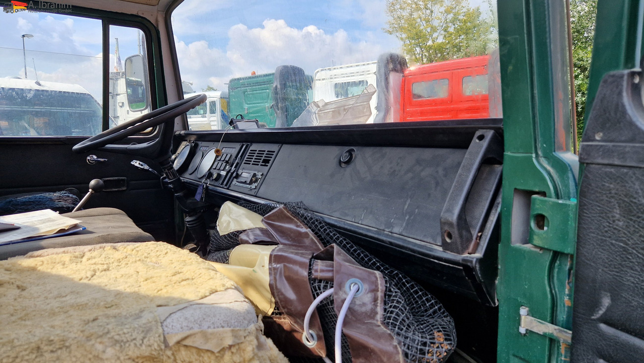 Mercedes-Benz DB 813 Pritsche Kran H- Kennzeichen,Oldtimer ein Stück Geschichte - Dostavno vozilo s ravnom platformom: slika 3 Mercedes-Benz DB 813 Pritsche Kran H- Kennzeichen,Oldtimer ein Stück Geschichte - Dostavno vozilo s ravnom platformom: slika 3