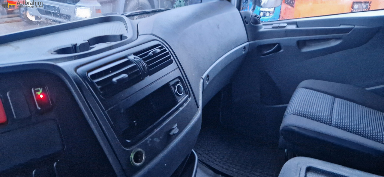 Mercedes-Benz DB 816, LBW deutsches Fahrzeug, 1. Hand - Dostavno vozilo sa zatvorenim sandukom: slika 2 Mercedes-Benz DB 816, LBW deutsches Fahrzeug, 1. Hand - Dostavno vozilo sa zatvorenim sandukom: slika 2