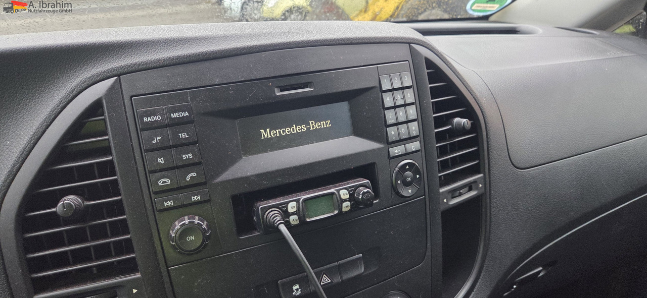 Mercedes-Benz Vito Tourer BF 3-GST Zeichen Anlage 3050 kg zzGw - Hrana kamion: slika 2 Mercedes-Benz Vito Tourer BF 3-GST Zeichen Anlage 3050 kg zzGw - Hrana kamion: slika 2