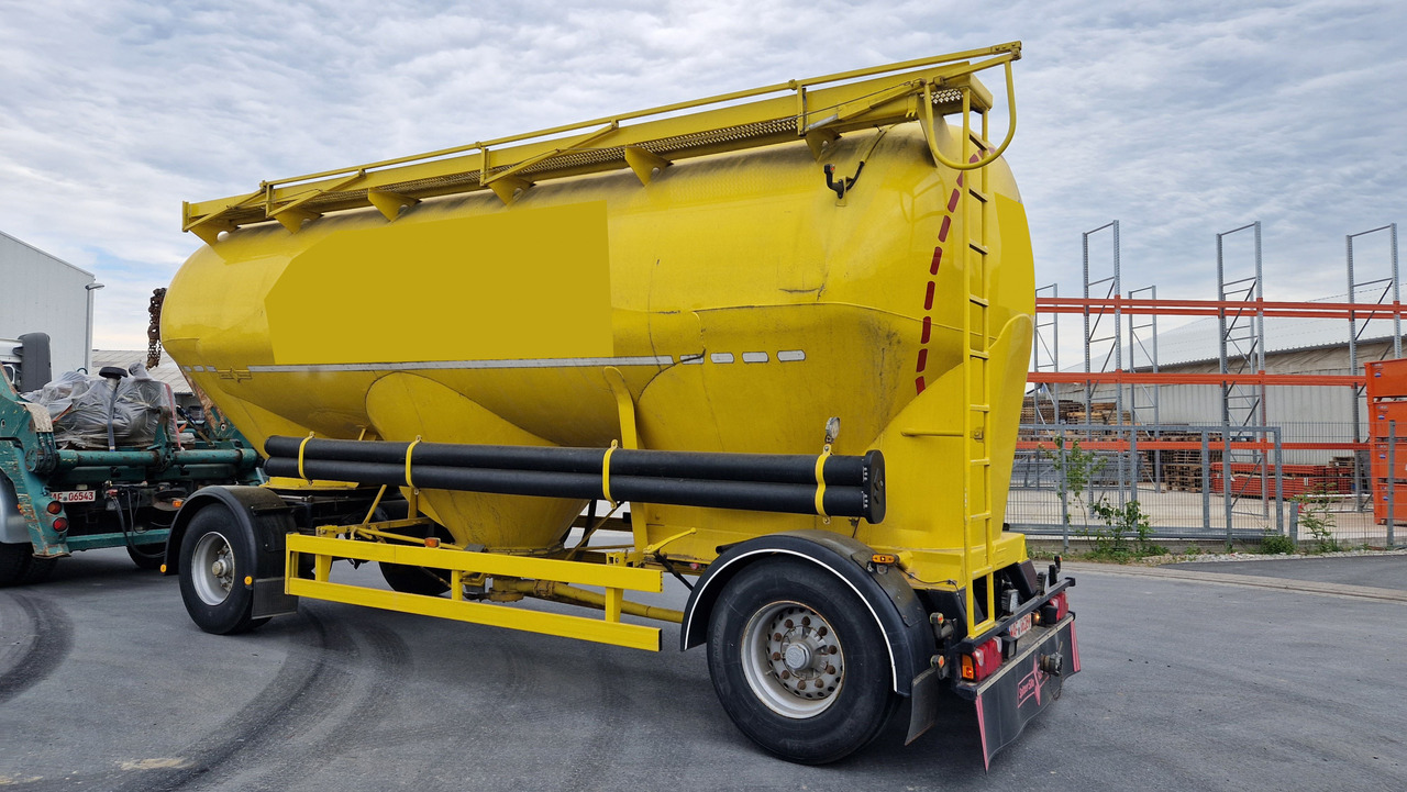 SPITZER SAPI 1832  Topzustand, einsatzbereit - Prikolica cisterna: slika 1 SPITZER SAPI 1832  Topzustand, einsatzbereit - Prikolica cisterna: slika 1