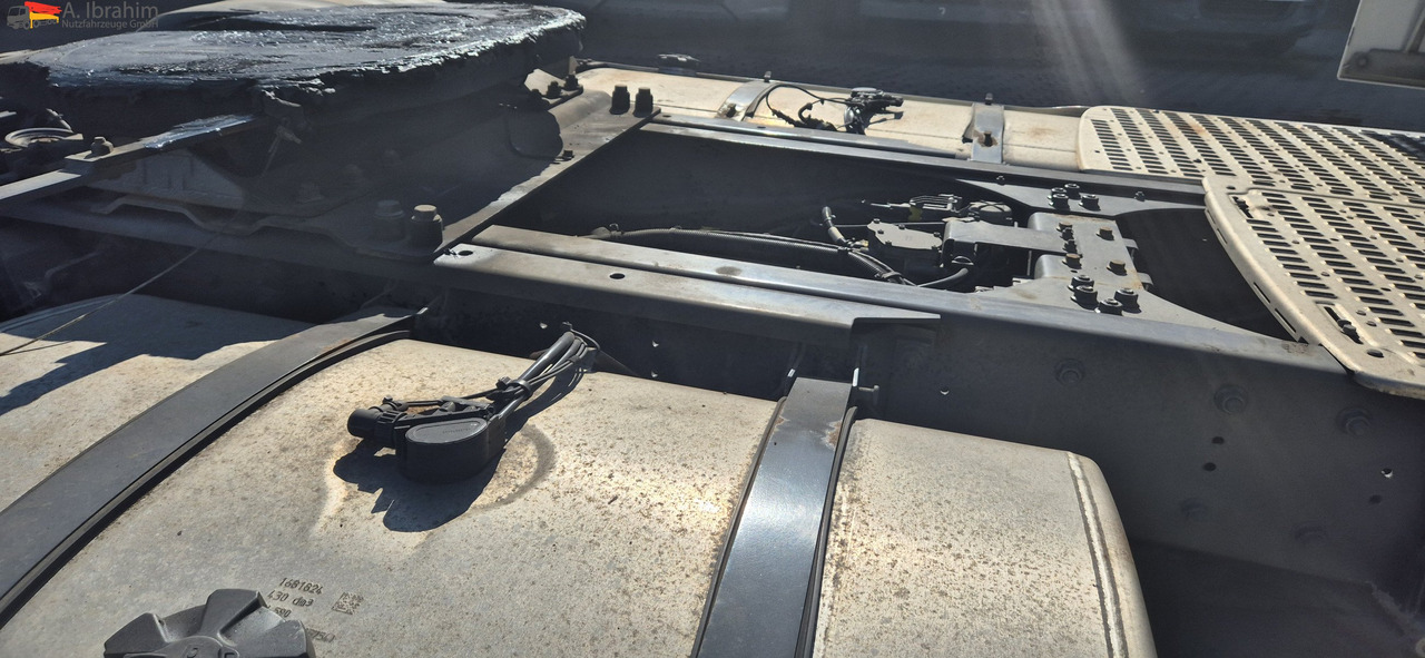 Daf XF 480 FT einsatzbereit Vollspoiler, Retarder 2xTank - Tegljač: slika 3 Daf XF 480 FT einsatzbereit Vollspoiler, Retarder 2xTank - Tegljač: slika 3