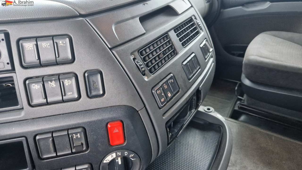 Daf XF440FT Spacecab, PTU für Kompressor - Tegljač: slika 2 Daf XF440FT Spacecab, PTU für Kompressor - Tegljač: slika 2