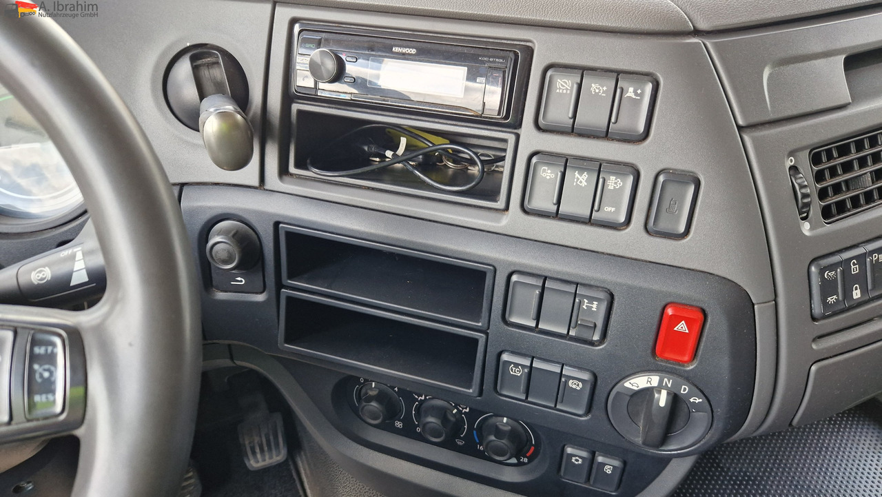 Daf XF460 Superspacecab, 2x Tank, Retarder - Tegljač: slika 3 Daf XF460 Superspacecab, 2x Tank, Retarder - Tegljač: slika 3