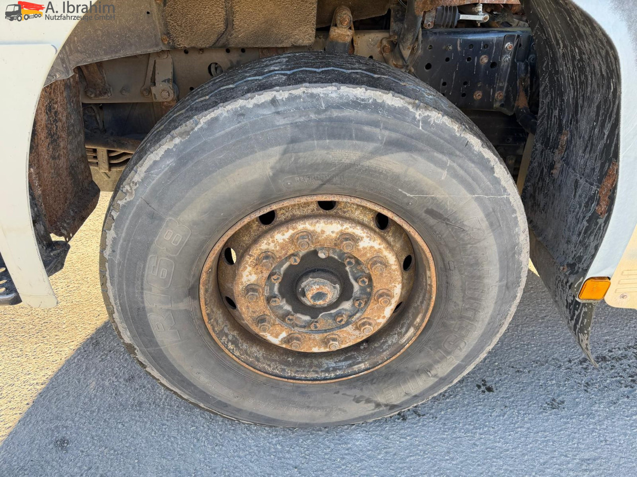 MAN 26.464 6x4 | Retarder | Klima | Schaltgetriebe | 3 Pedals - Tegljač: slika 5 MAN 26.464 6x4 | Retarder | Klima | Schaltgetriebe | 3 Pedals - Tegljač: slika 5