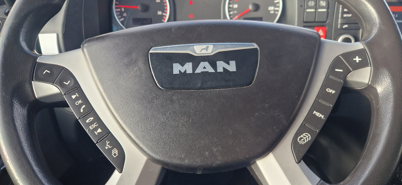MAN TGS 18.400 PTO für Kompressor - Tegljač: slika 2 MAN TGS 18.400 PTO für Kompressor - Tegljač: slika 2
