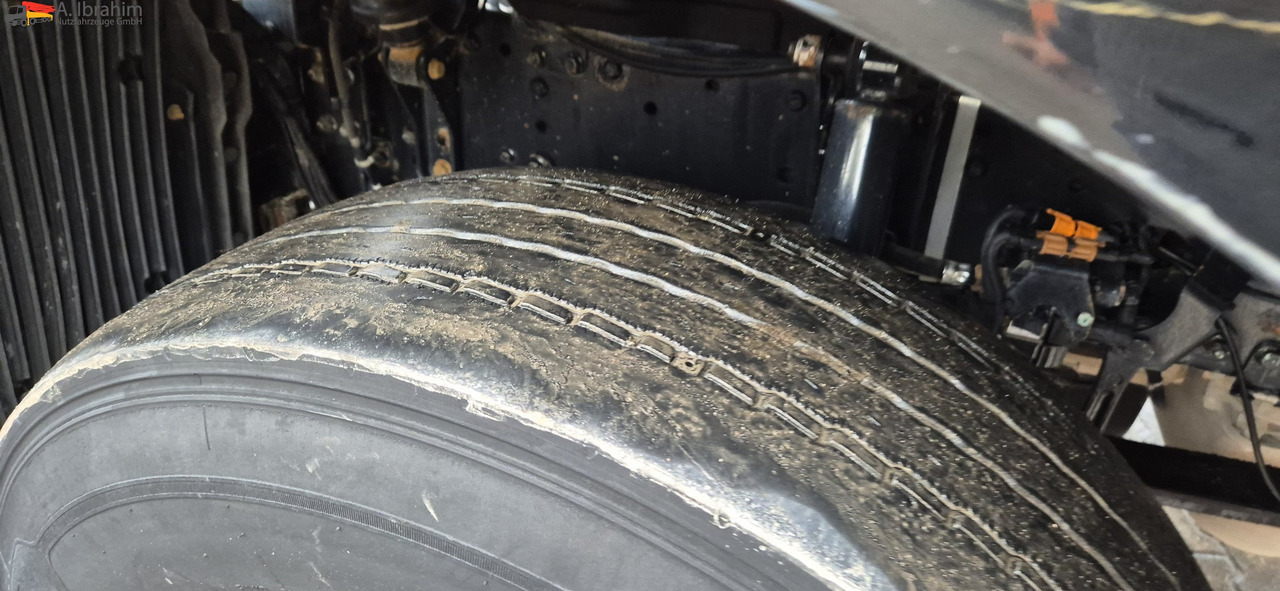 MAN TGX 18.400 Retarder, Klima, Kipphydraulik - Tegljač: slika 3 MAN TGX 18.400 Retarder, Klima, Kipphydraulik - Tegljač: slika 3