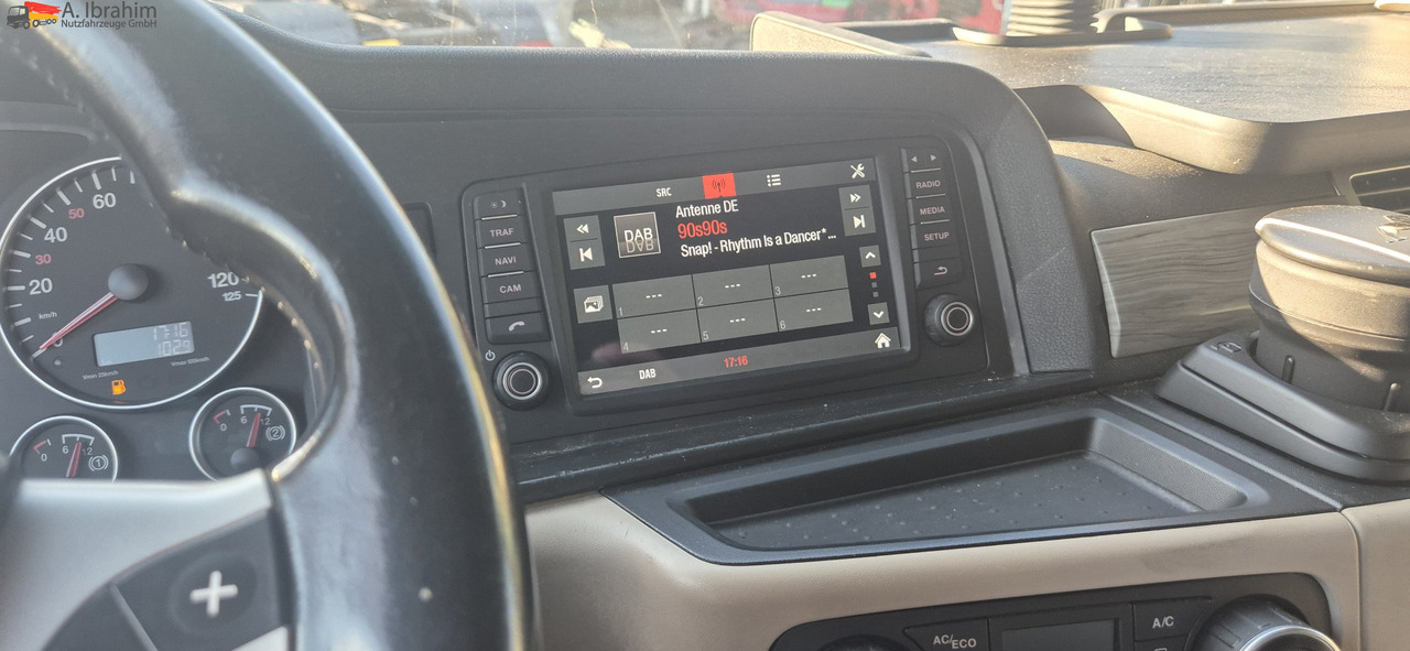 MAN TGX 18.500 Retarder | Standklima | XXL | 2x Tank | LED | deutsches Fahrzeug - Tegljač: slika 2 MAN TGX 18.500 Retarder | Standklima | XXL | 2x Tank | LED | deutsches Fahrzeug - Tegljač: slika 2