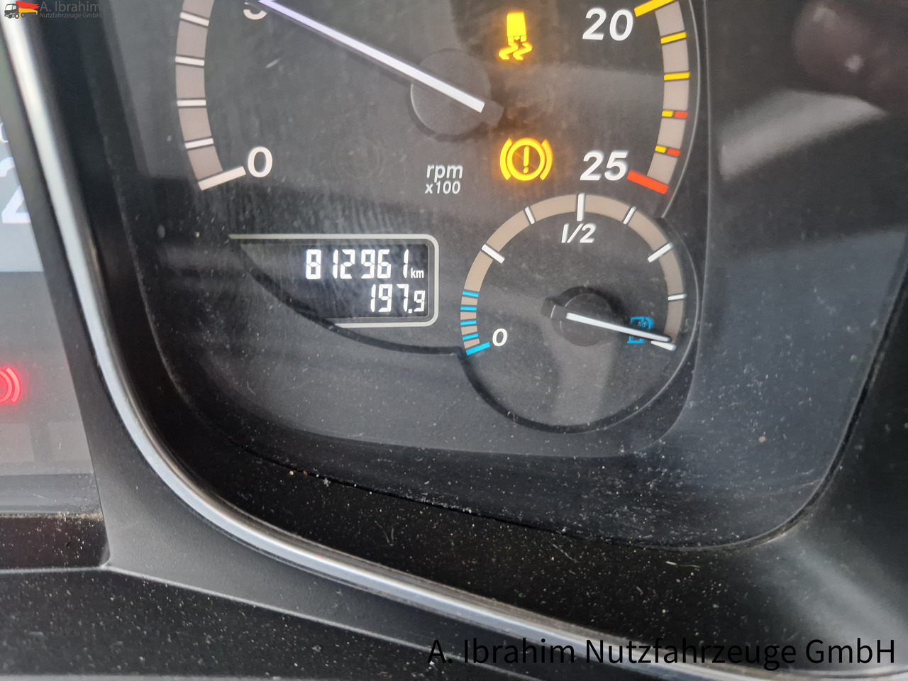 Mercedes-Benz 1845 Retarder Klima, Kühlschrank deutsches Fahrzeug - Tegljač: slika 2 Mercedes-Benz 1845 Retarder Klima, Kühlschrank deutsches Fahrzeug - Tegljač: slika 2