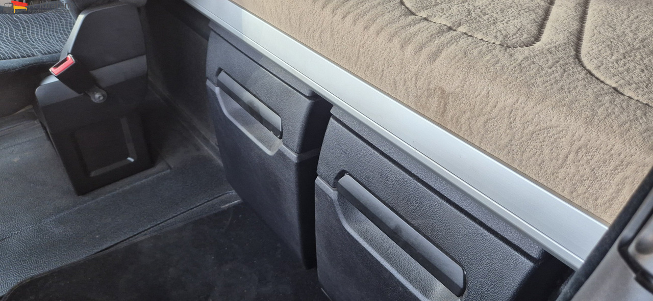 Mercedes-Benz DB 2853 4x4x2H Retarder - Tegljač: slika 3 Mercedes-Benz DB 2853 4x4x2H Retarder - Tegljač: slika 3