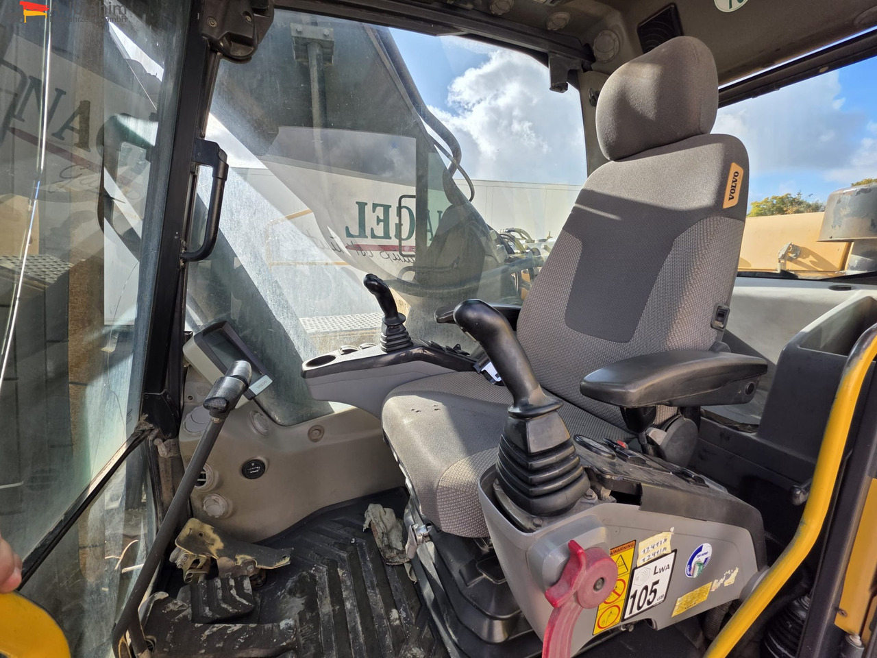 Volvo EC360C Schnellwechsler | Hammerhydraulik | Klima | 40t | 12305 St. - Bager guseničar: slika 3 Volvo EC360C Schnellwechsler | Hammerhydraulik | Klima | 40t | 12305 St. - Bager guseničar: slika 3