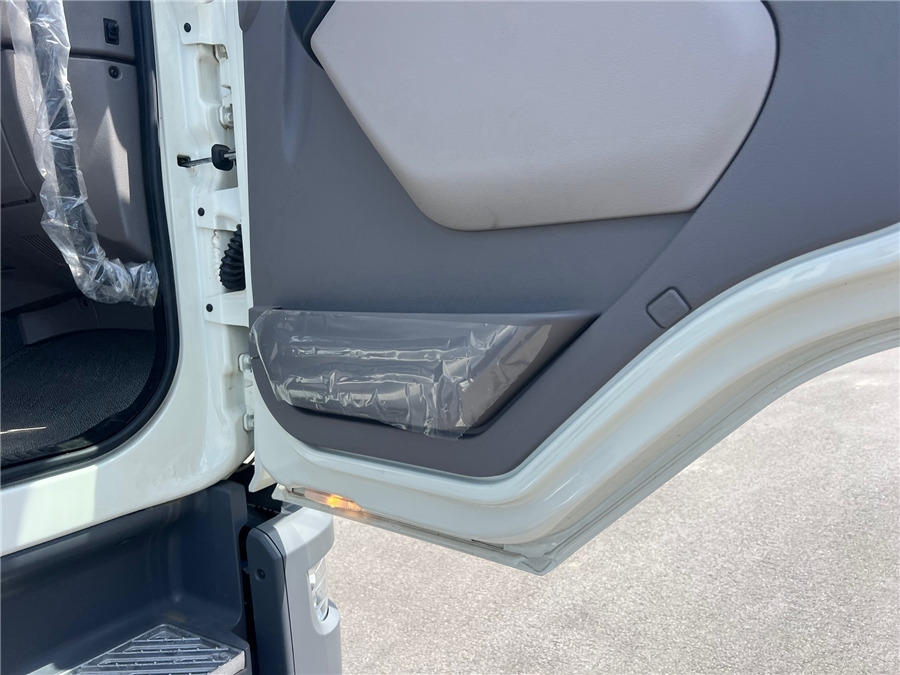 Kamion sa golom šasijom i zatvorenom kabinom DAF LF320 NEW/ONLY COC: slika 16