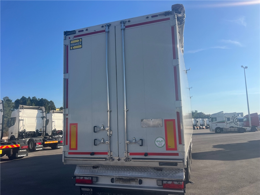 KRAKER CF-Z - Poluprikolica sa pokretnim podom: slika 5 KRAKER CF-Z - Poluprikolica sa pokretnim podom: slika 5