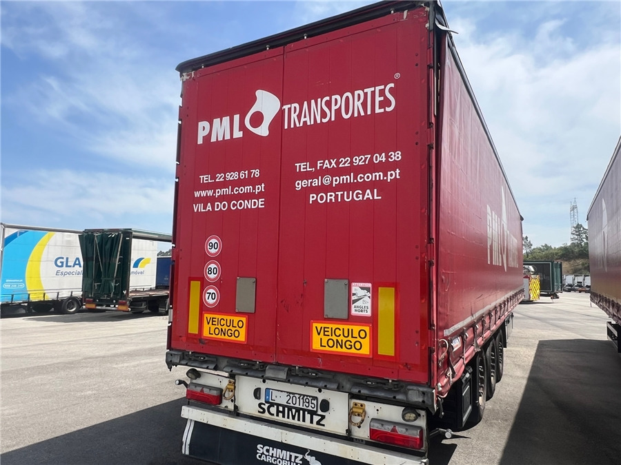 SCHMITZ CARGOBULL SCB-S3T TETO ELEVAR - Poluprikolica sa ceradom: slika 4 SCHMITZ CARGOBULL SCB-S3T TETO ELEVAR - Poluprikolica sa ceradom: slika 4