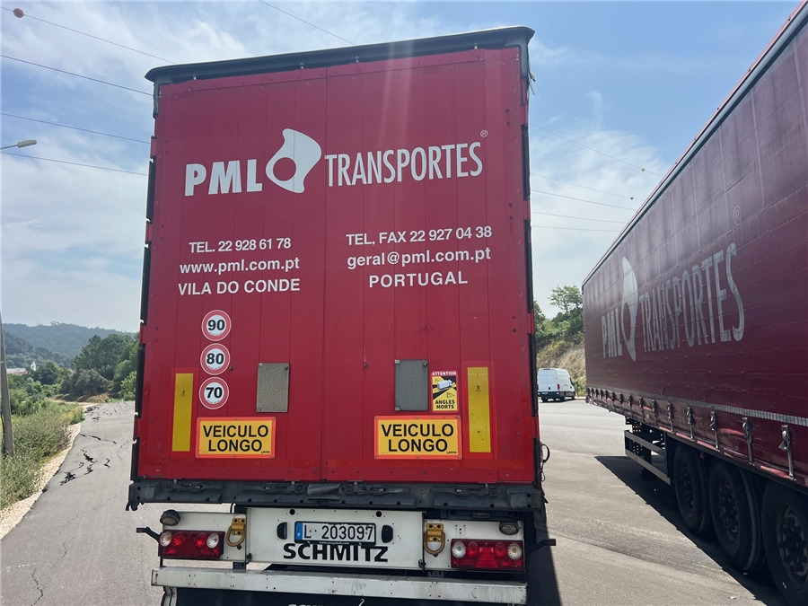 SCHMITZ CARGOBULL SCB-S3T TETO ELEVAR - Poluprikolica sa ceradom: slika 4 SCHMITZ CARGOBULL SCB-S3T TETO ELEVAR - Poluprikolica sa ceradom: slika 4