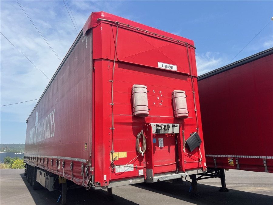 SCHMITZ CARGOBULL SCB-S3T TETO ELEVAR - Poluprikolica sa ceradom: slika 1 SCHMITZ CARGOBULL SCB-S3T TETO ELEVAR - Poluprikolica sa ceradom: slika 1