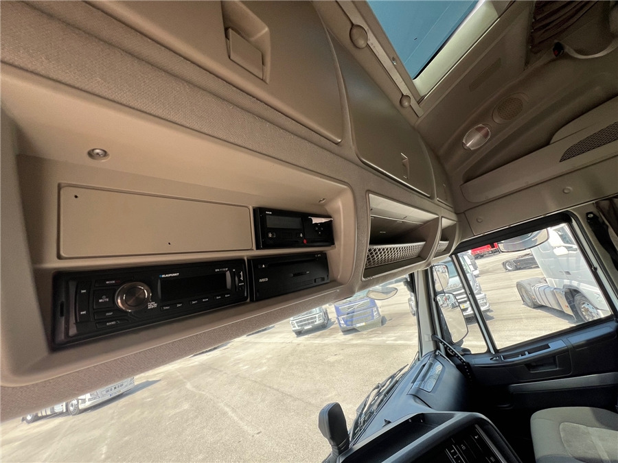 Tegljač Iveco AS440S46T/P: slika 16