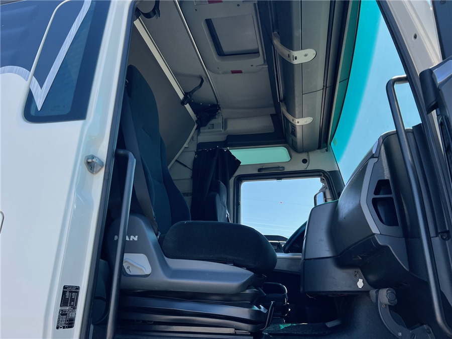 Tegljač MAN TGX 18.480: slika 13