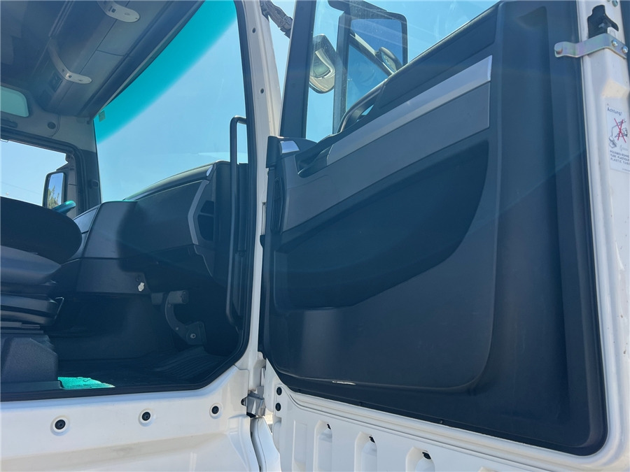 Tegljač MAN TGX 18.480: slika 12