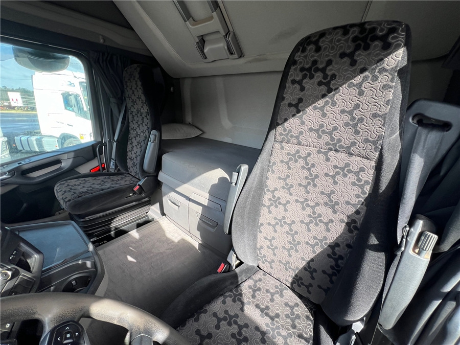 Tegljač Scania R450: slika 14