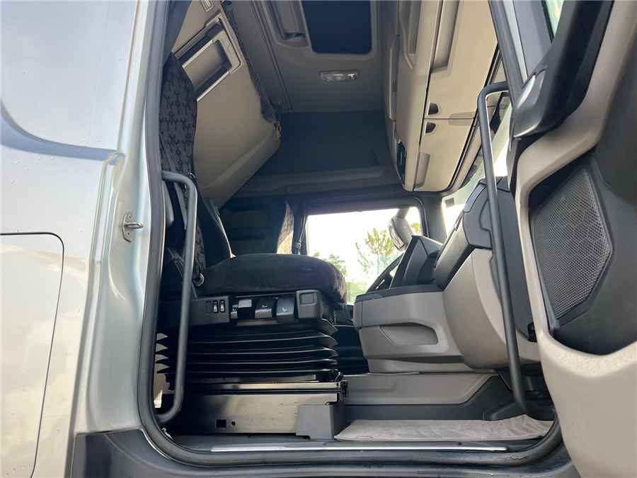 Tegljač Scania R450: slika 10