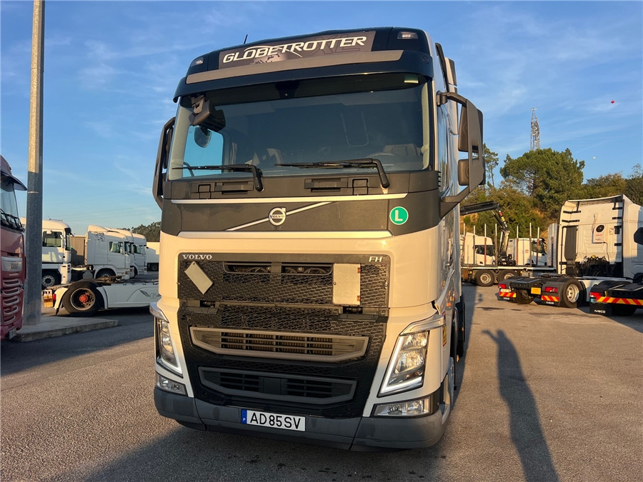 Volvo FH500 / RETARDER / IPARKCOOL - Tegljač: slika 2 Volvo FH500 / RETARDER / IPARKCOOL - Tegljač: slika 2