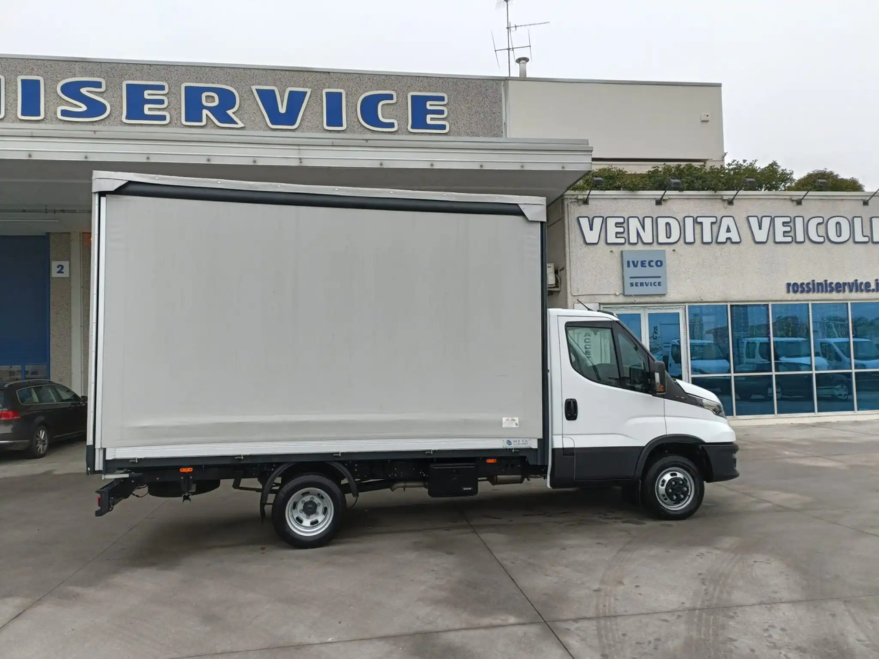 IVECO DAILY 35C16 3000 cc KM 0 - Dostavno vozilo sa ceradom: slika 4 IVECO DAILY 35C16 3000 cc KM 0 - Dostavno vozilo sa ceradom: slika 4