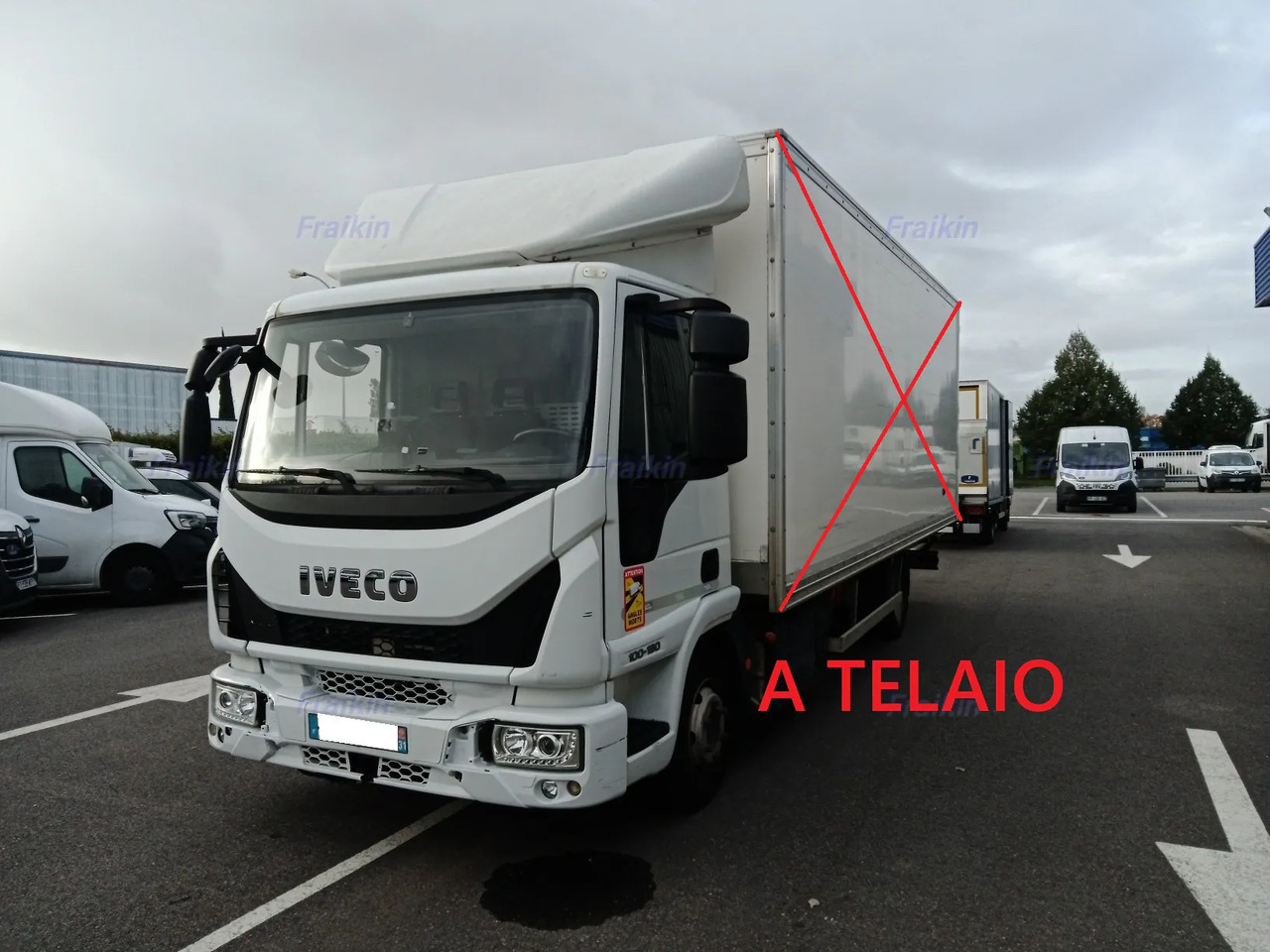 IVECO EUROCARGO 100E19P - Kamion sa golom šasijom i zatvorenom kabinom: slika 1 IVECO EUROCARGO 100E19P - Kamion sa golom šasijom i zatvorenom kabinom: slika 1