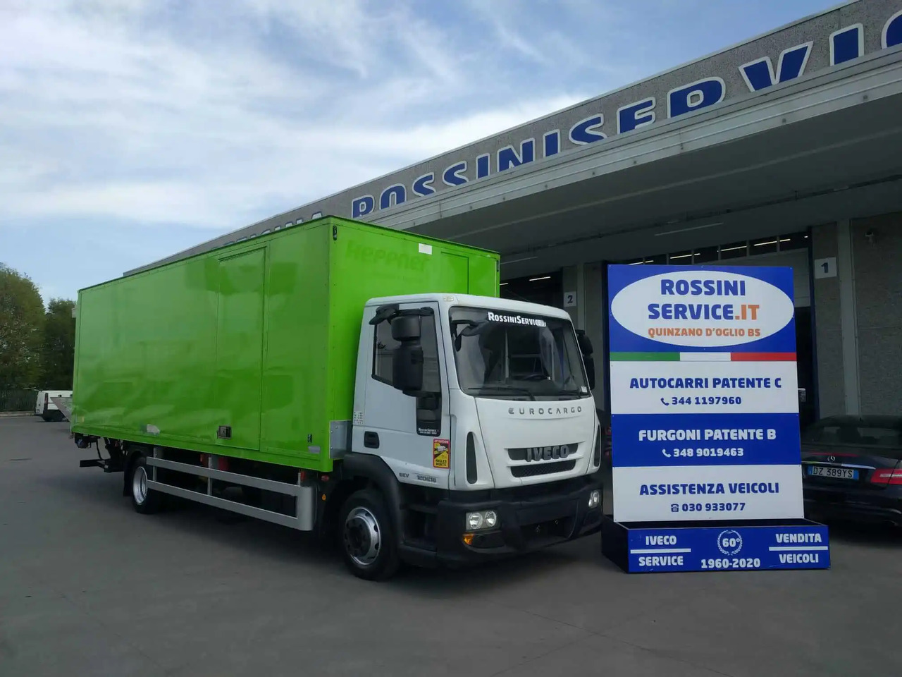 IVECO EUROCARGO 120E18 - Kamion sa zatvorenim sandukom: slika 1 IVECO EUROCARGO 120E18 - Kamion sa zatvorenim sandukom: slika 1