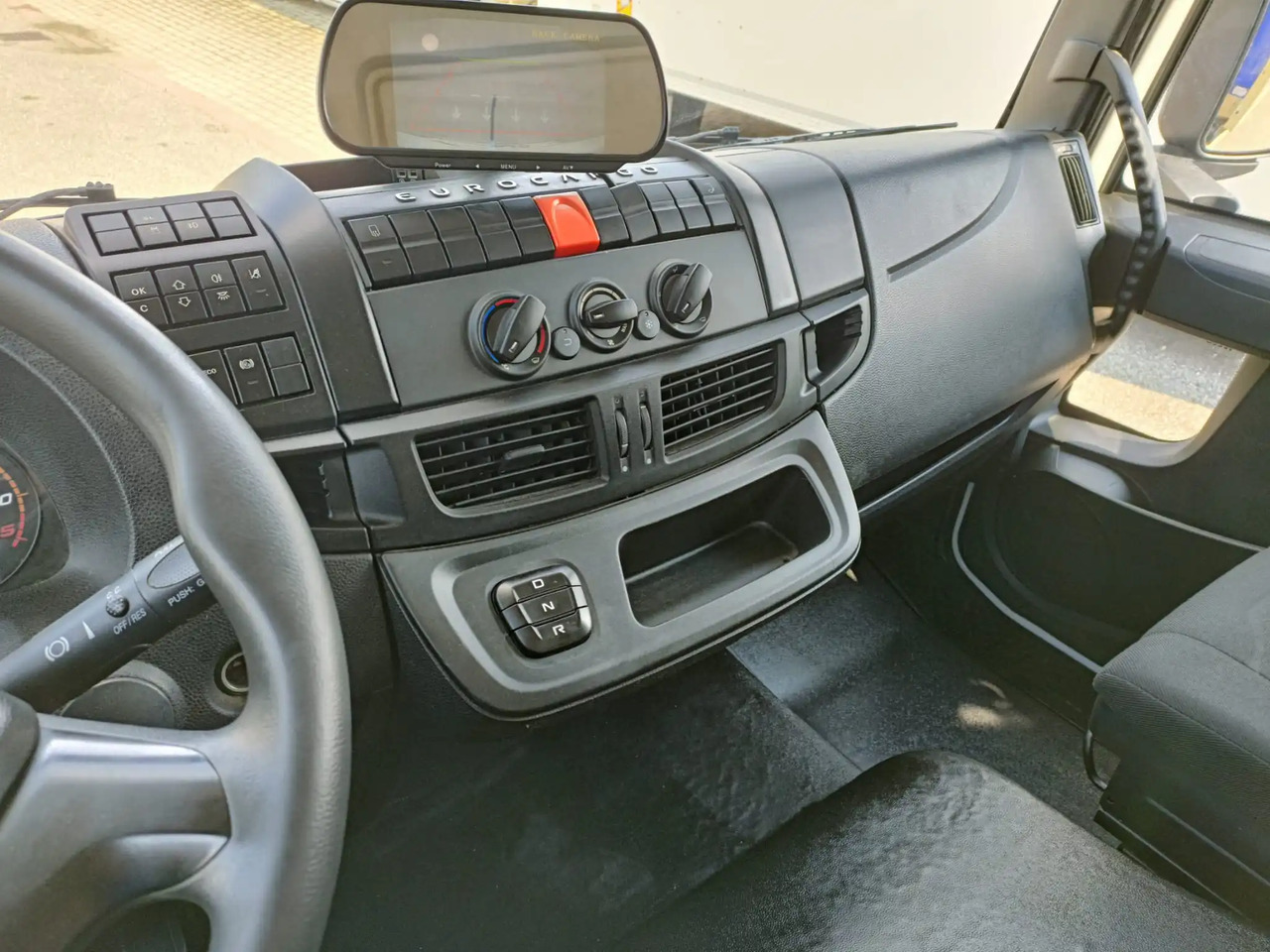 Lizing  IVECO EUROCARGO 120E19P IVECO EUROCARGO 120E19P: slika 7