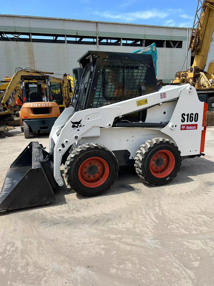 Bobcat S160 - Mini utovarivač: slika 4 Bobcat S160 - Mini utovarivač: slika 4