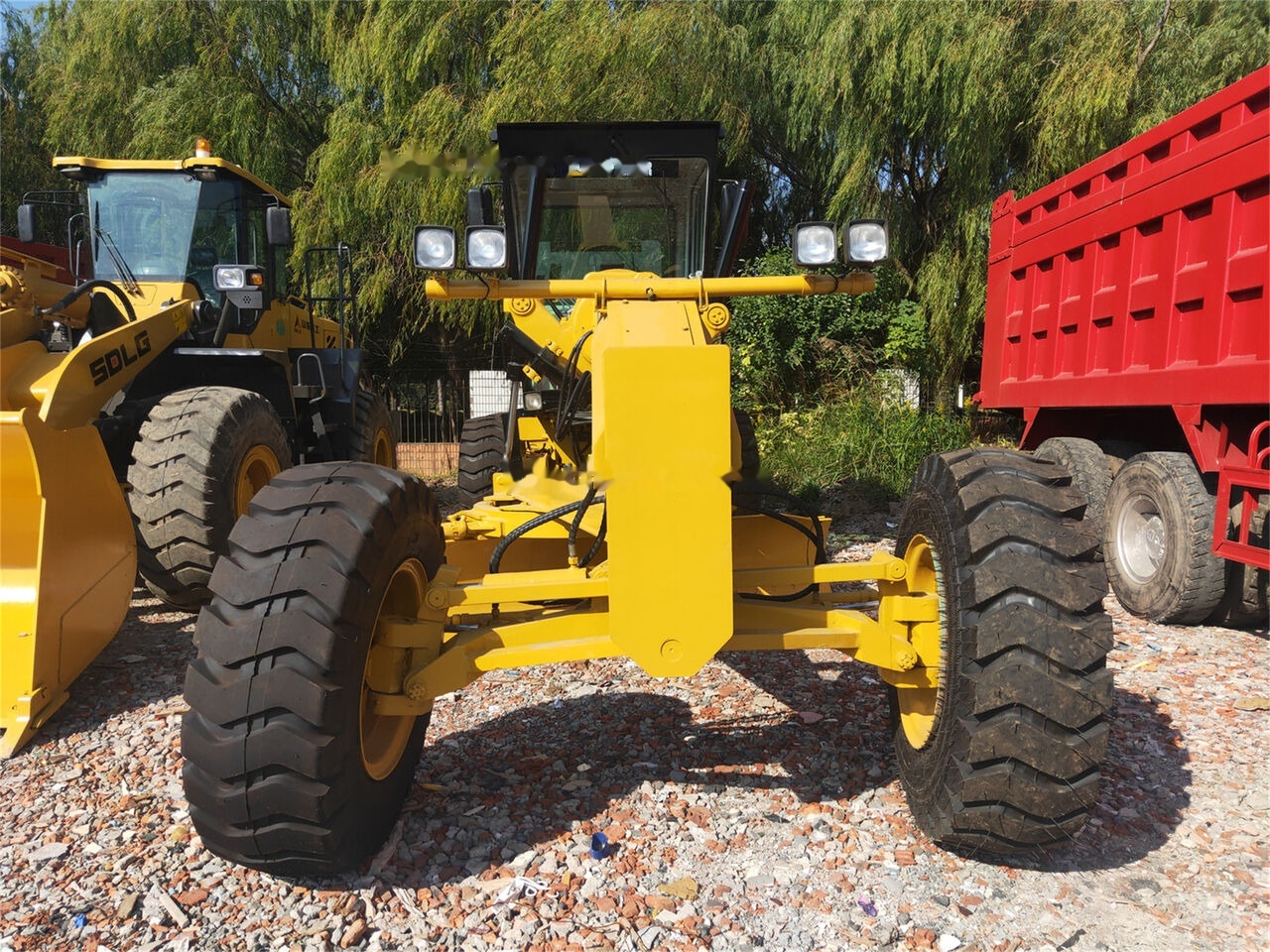 Caterpillar 140K - Grejder: slika 2 Caterpillar 140K - Grejder: slika 2