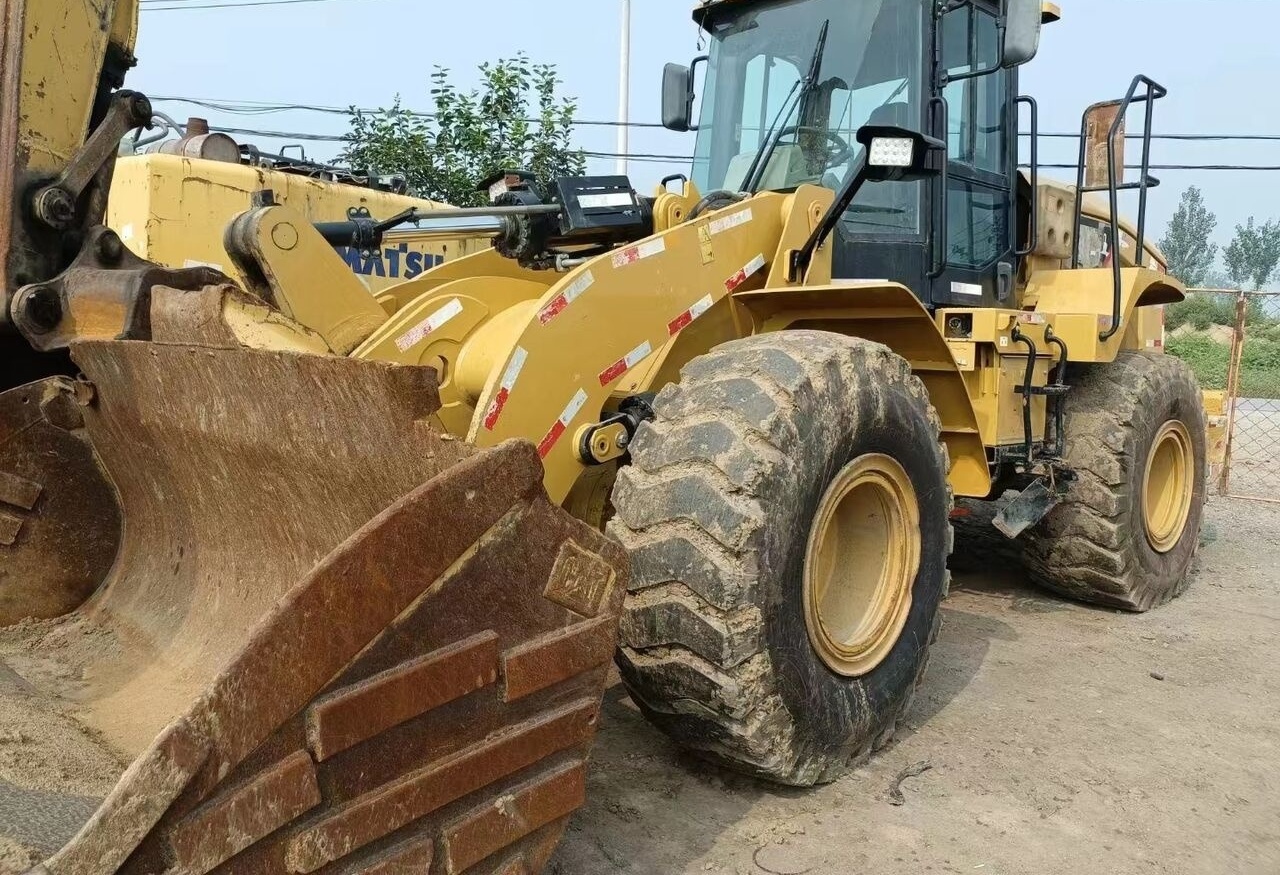 Caterpillar 950GC - Utovarivač točkaš: slika 4 Caterpillar 950GC - Utovarivač točkaš: slika 4